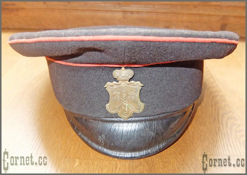 Peak-cap of police