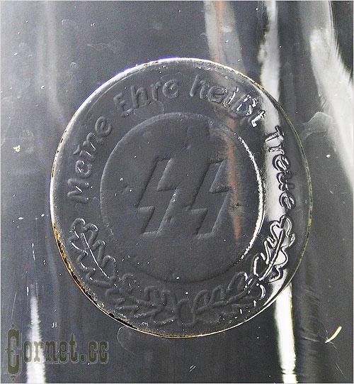 Waffen SS glass