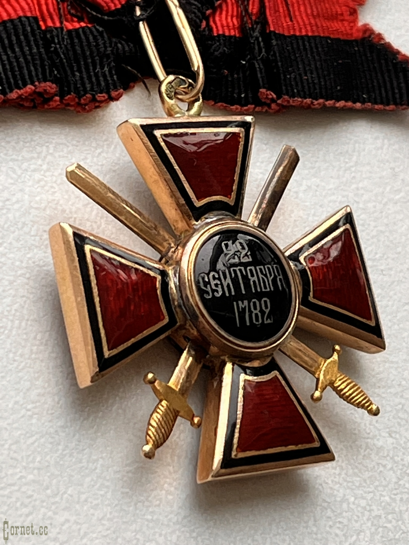 Знак ордена Св. Владимира 4-й степени с мечами "А.Р."