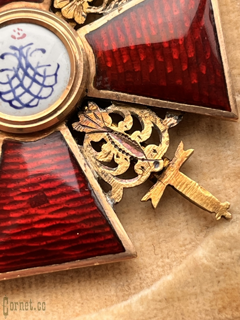 Знак ордена Св. Анны 2-й степени с мечами в футляре "IK"