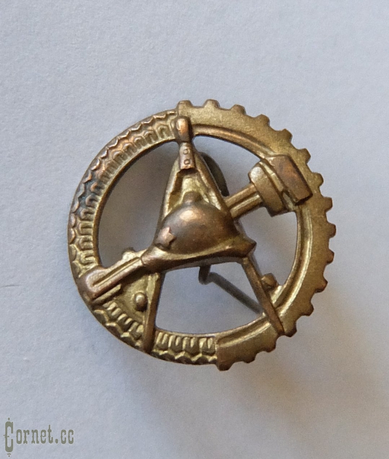 The buttonhole emblem of the Red Army