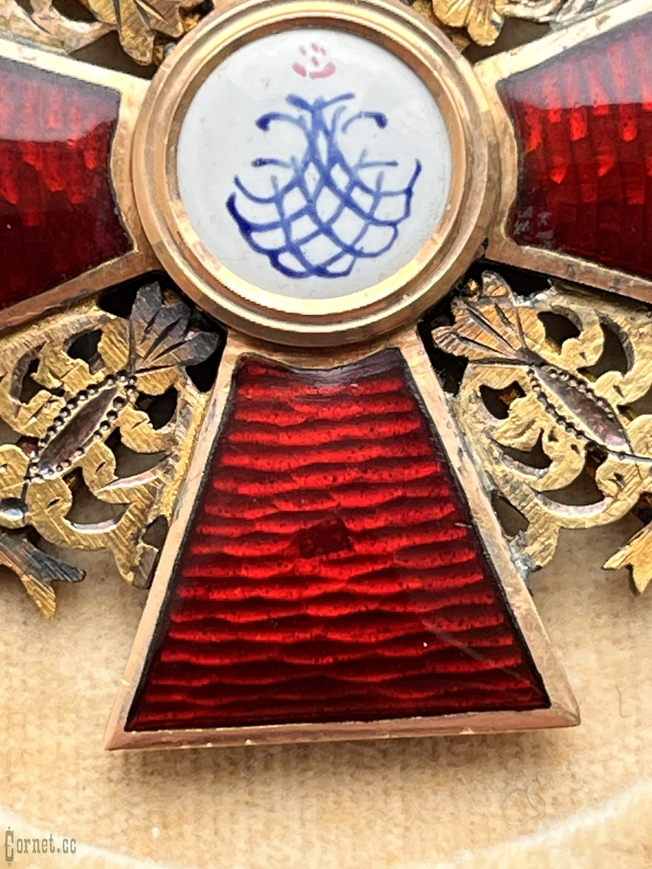 Знак ордена Св. Анны 2-й степени с мечами в футляре "IK"