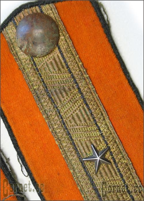 Shoulder straps of St.George Regiment