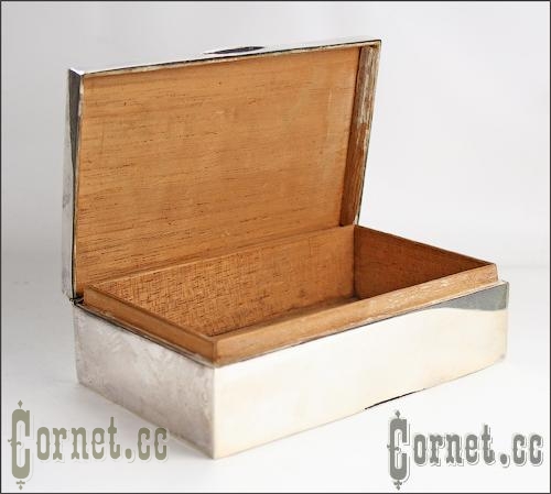 Серебрянная коробка для сигар