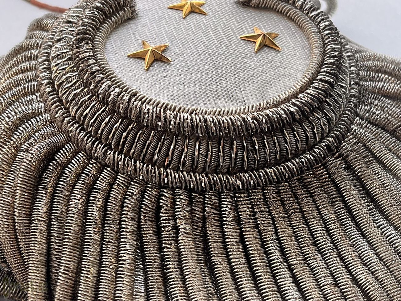 Guards Lieutenant Colonel's epaulettes with a case.