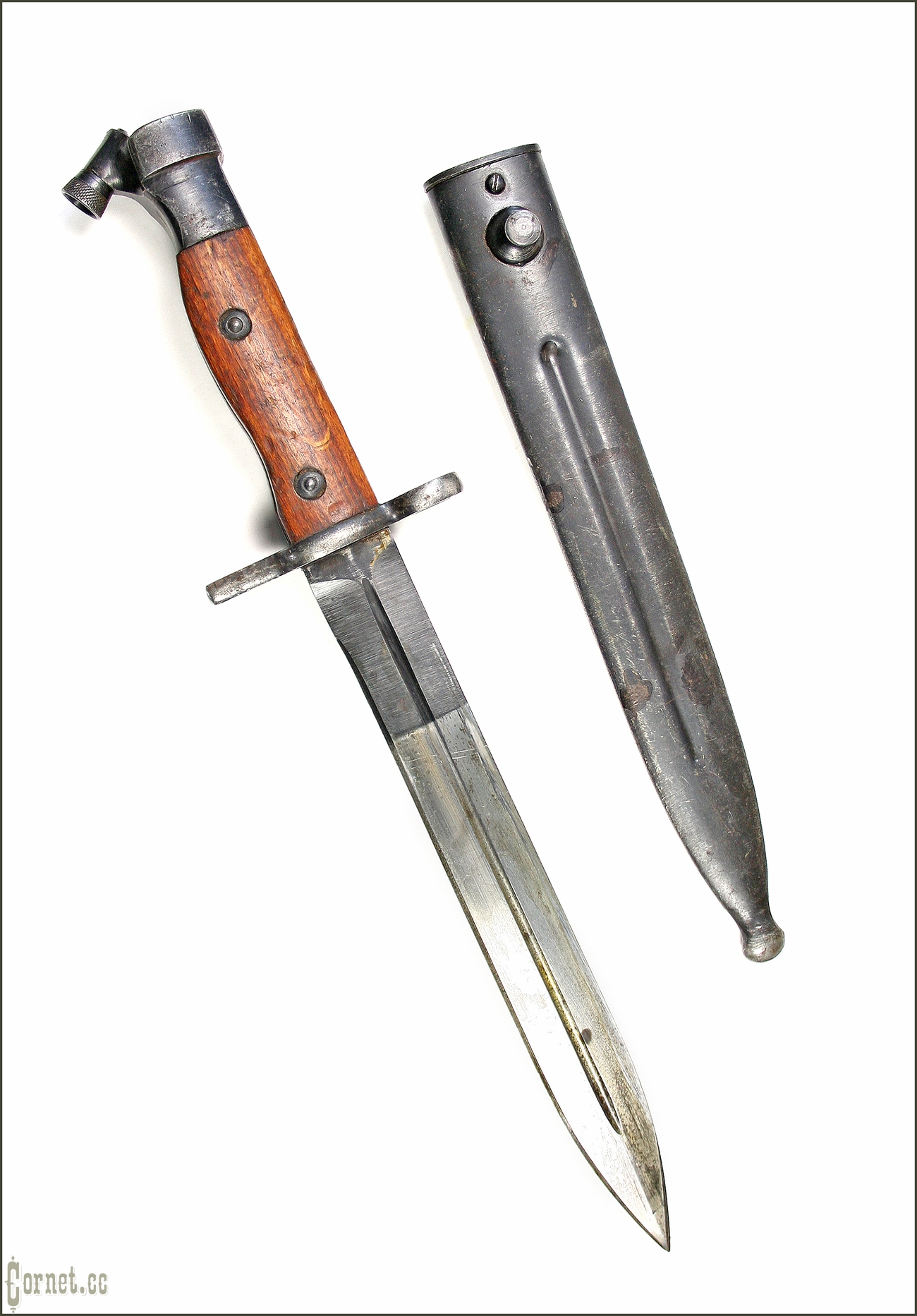 Bayonet-knife to the Hakeem semi-automatic rifle