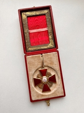 Знак ордена Св. Анны 2-й степени "АК" в футляре