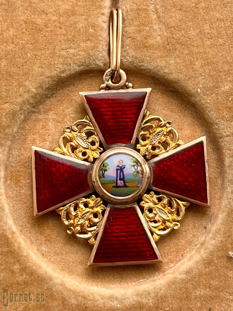 Знак ордена Св. Анны 3-й степени с футляром "АК"