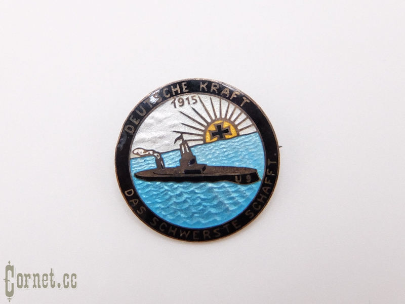 A charity pin in support of the German fleet.