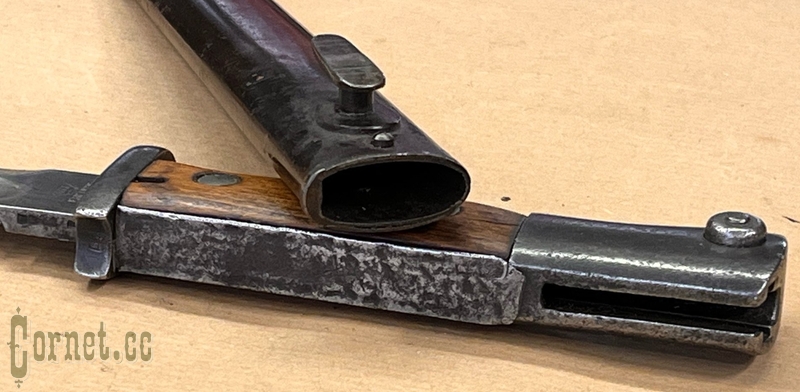 Bayonet Mauser of the 1884/98 model (new type) with a saw