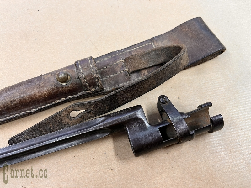 Штык Мосина М1891 в кожаных ножнах