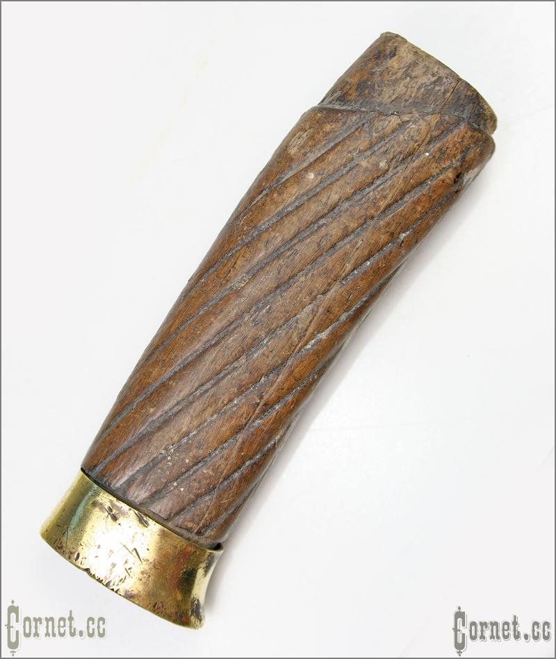 The wooden handle 