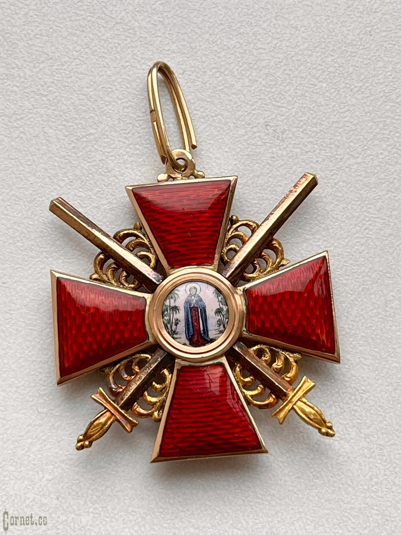 Знак ордена Св. Анны 2-й степени с мечами "ВД"