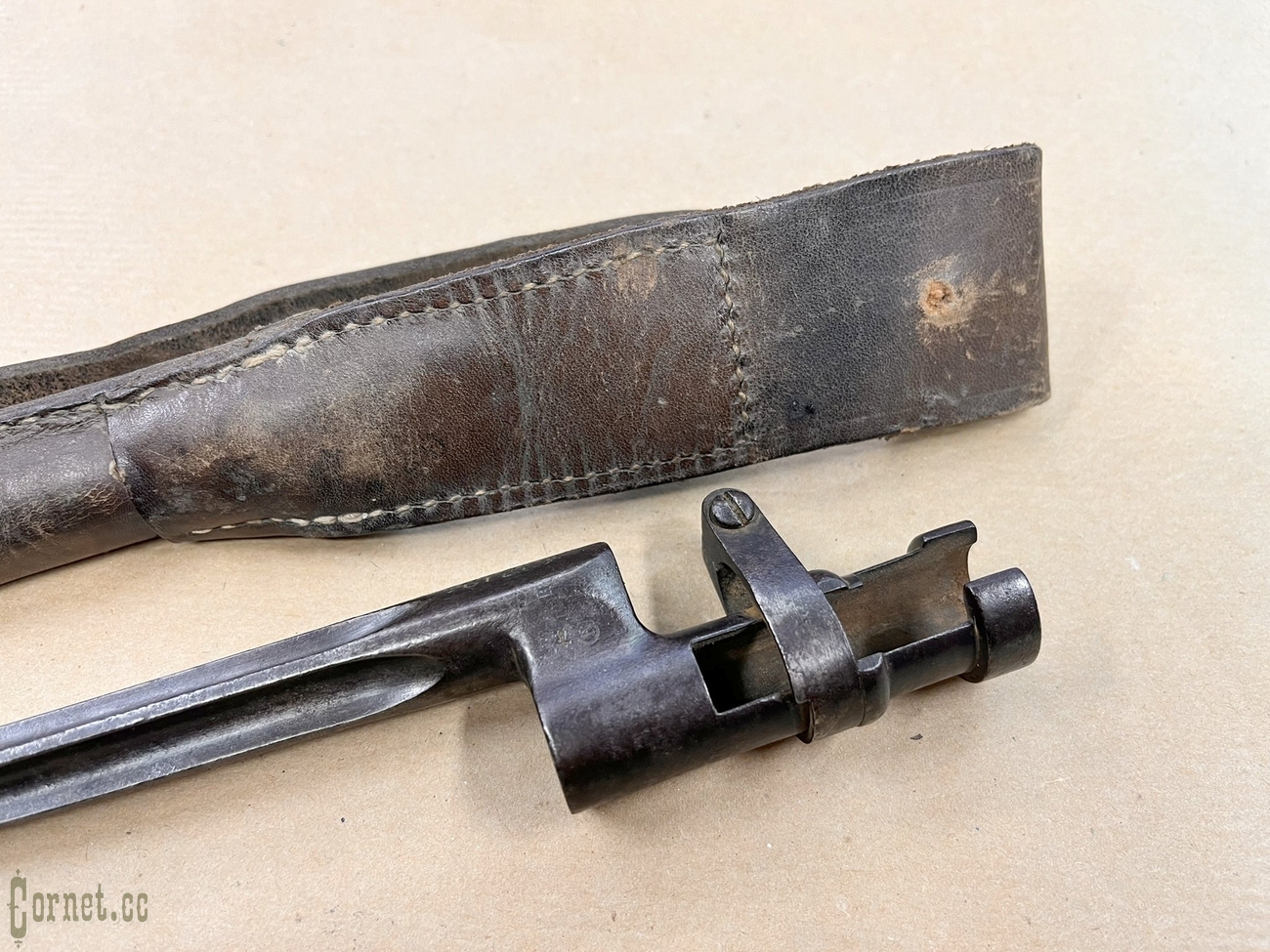 Штык Мосина М1891 в кожаных ножнах