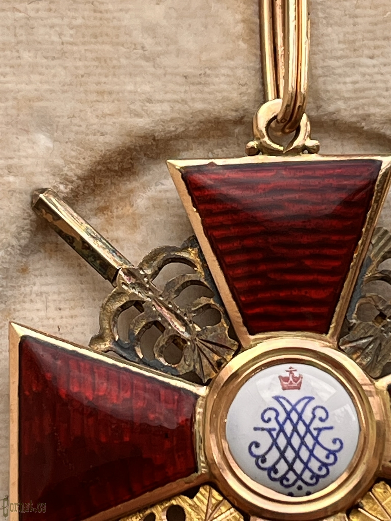 Знак ордена Св. Анны 2-й степени с мечами в футляре "ИЛ"