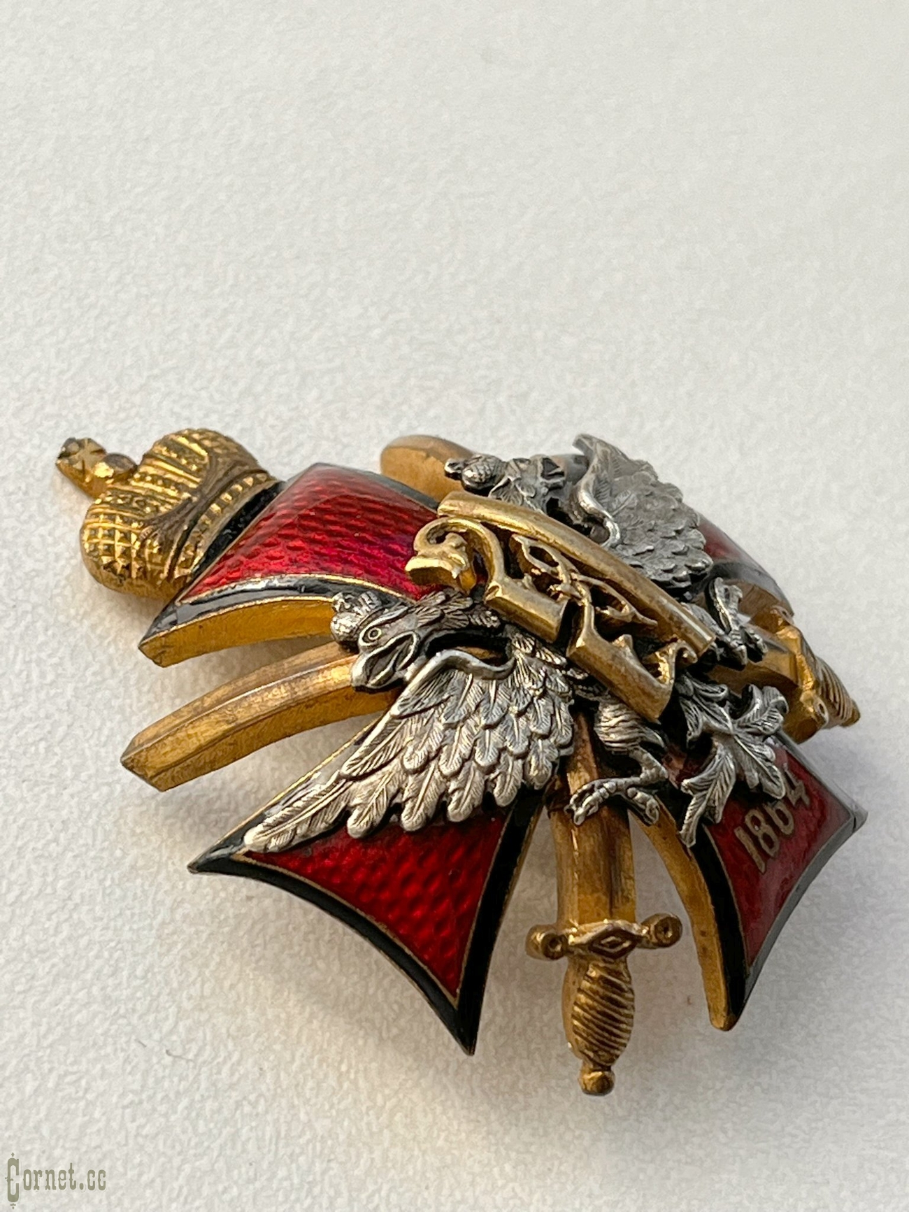 Знак Алексеевского военного училища