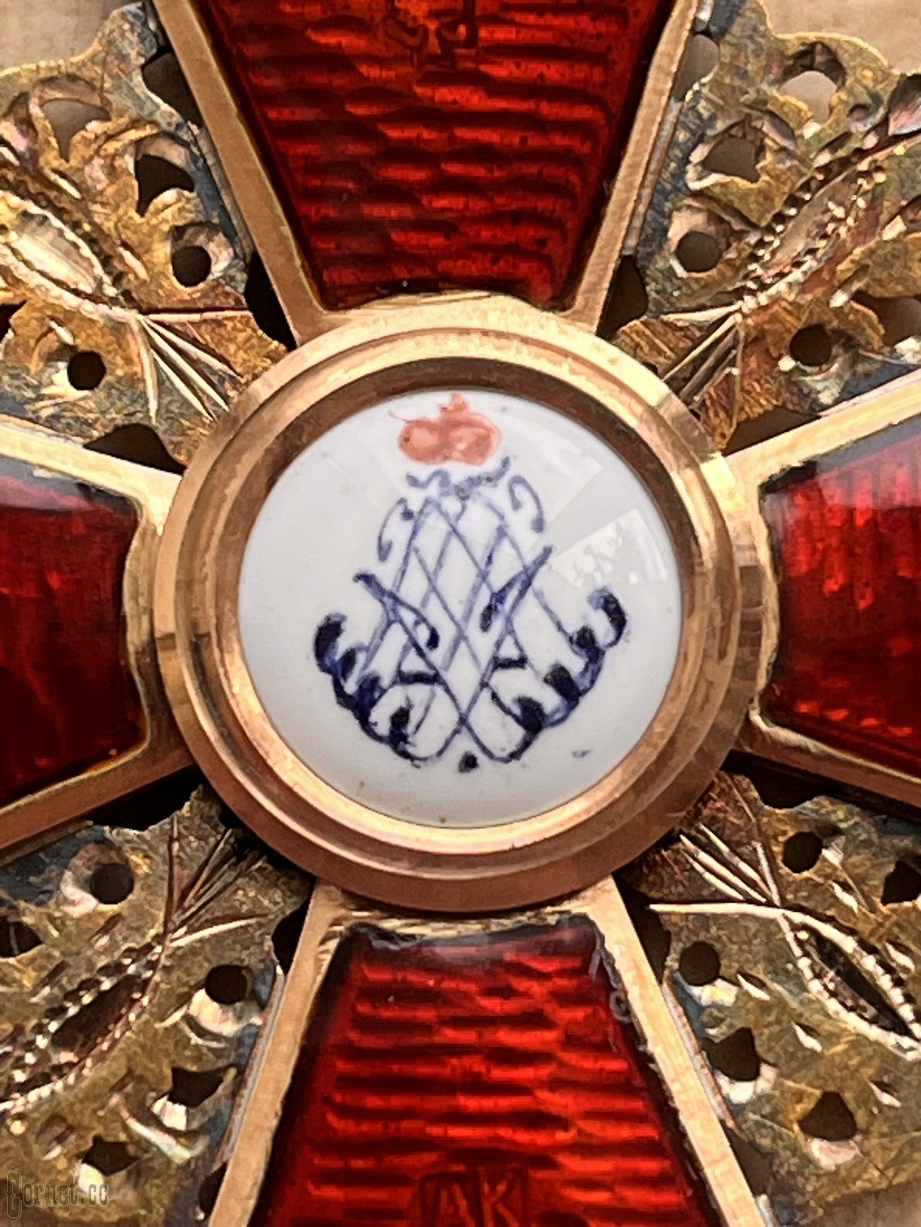 Знак ордена Св. Анны 2-й степени "АК" в футляре