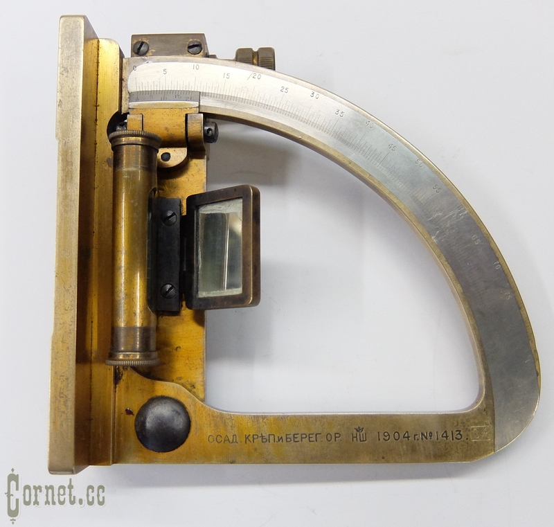 Artillery goniometer