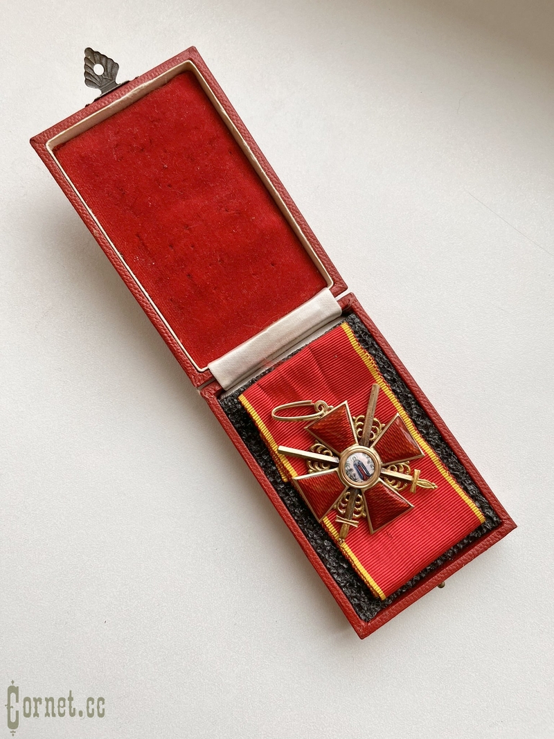 Знак ордена Св. Анны 2-й степени с мечами "ВД"