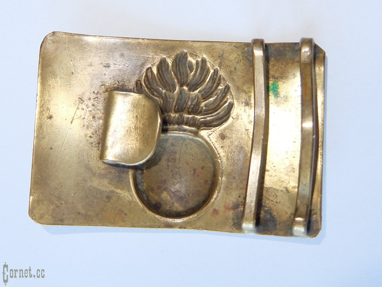 Belt buckle