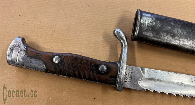 Bayonet of the 1898/1905 model with a saw