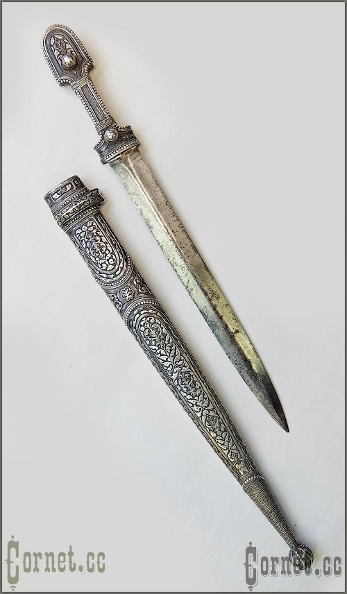Caucasian dagger