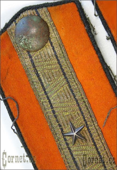 Shoulder straps of St.George Regiment