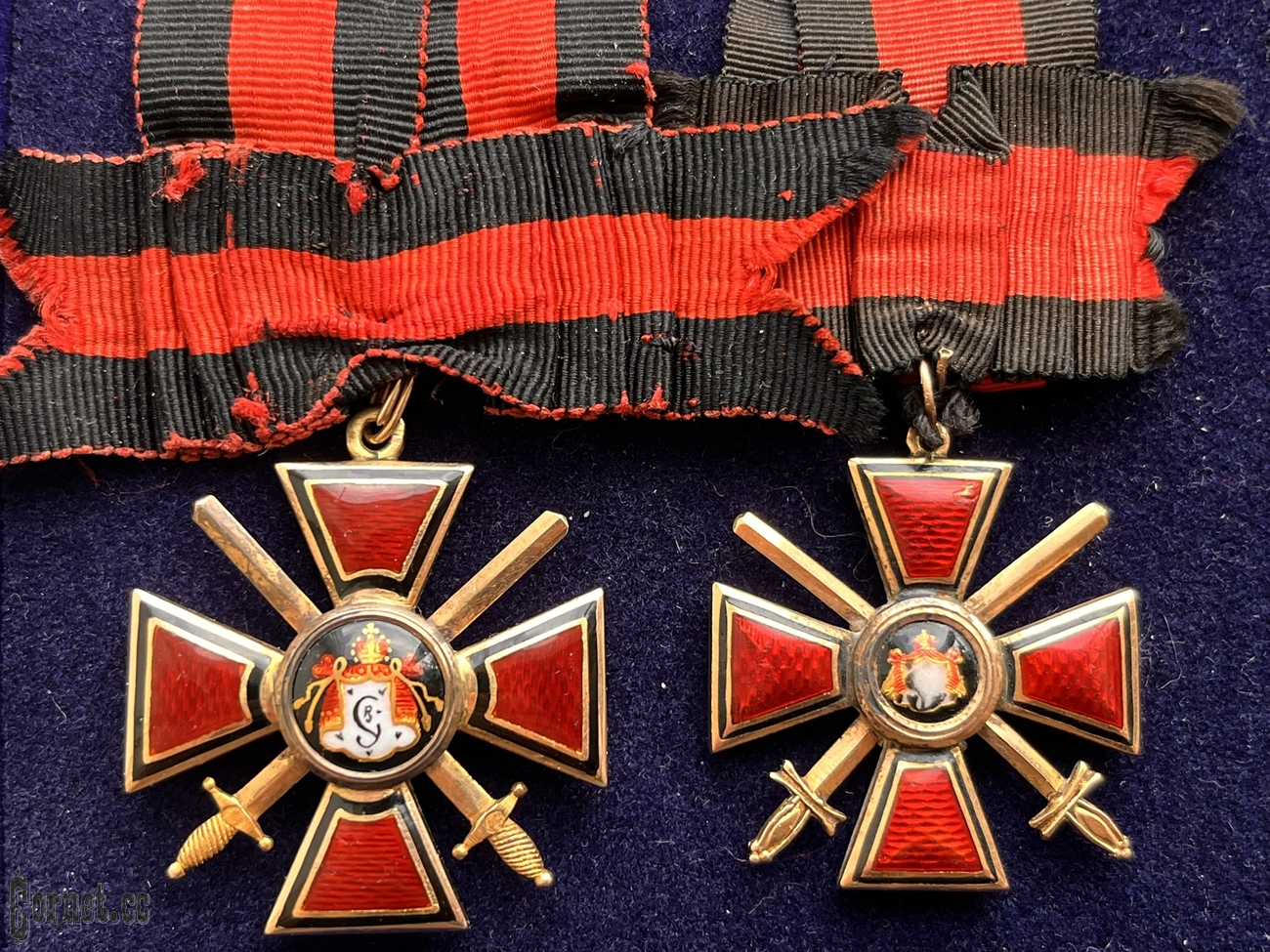 Знак ордена Св. Владимира 4-й степени с мечами "А.Р."