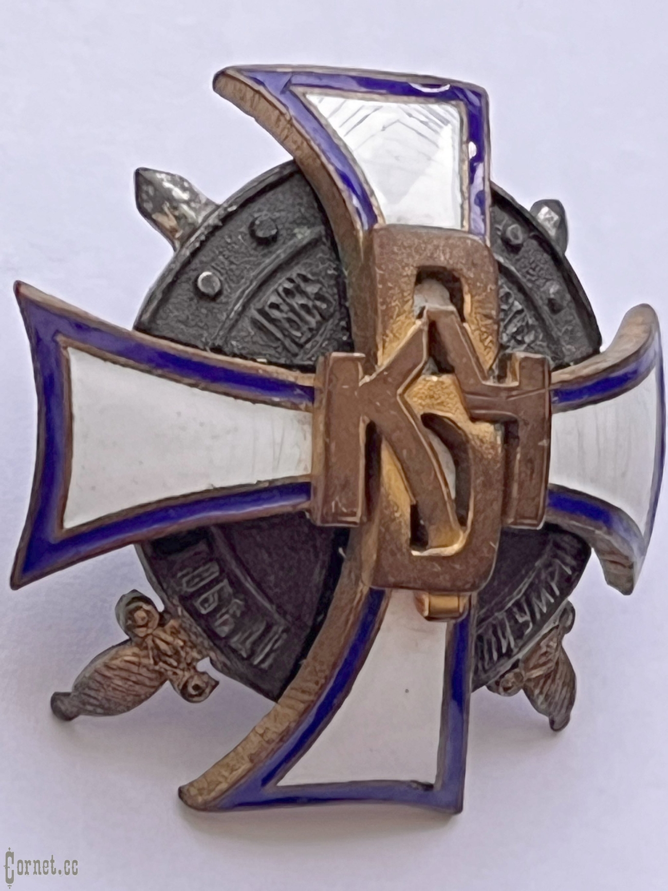 Badge for graduating from Kazan Military School during the period of the Provisional Government