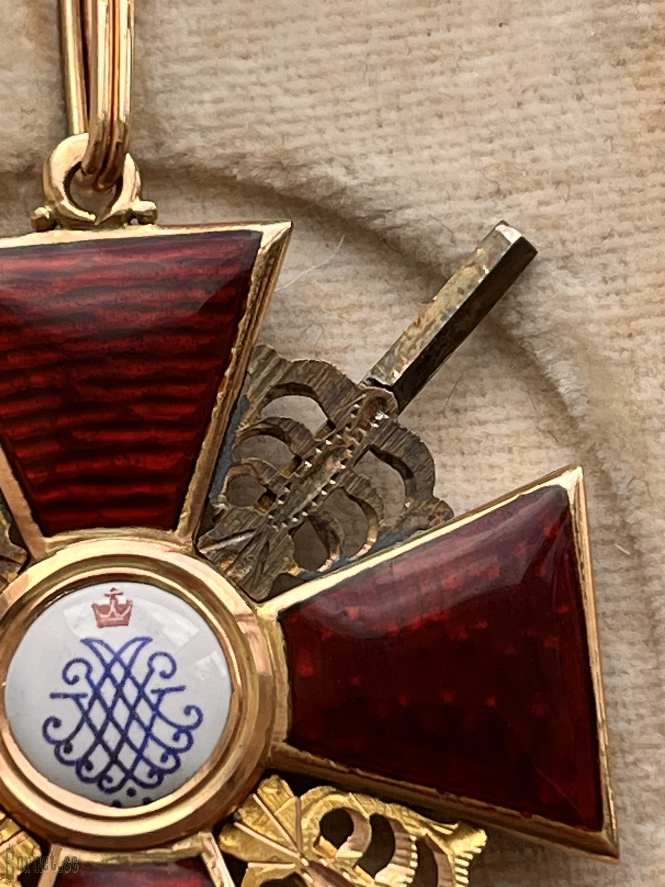 Знак ордена Св. Анны 2-й степени с мечами в футляре "ИЛ"
