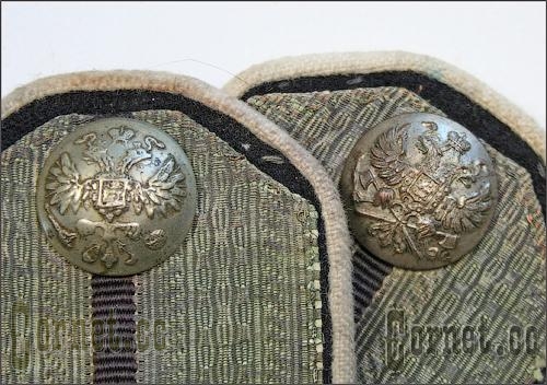 Shoulder straps of the White Army